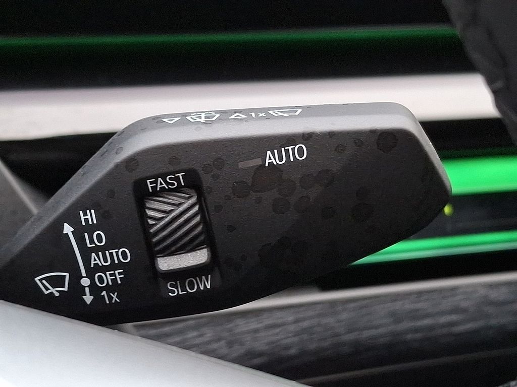 Thumbnail: 2025 BMW i5 - 22