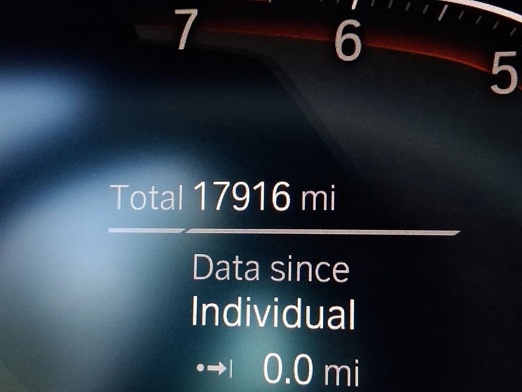 2022 BMW 5 Series 540i xDrive 17