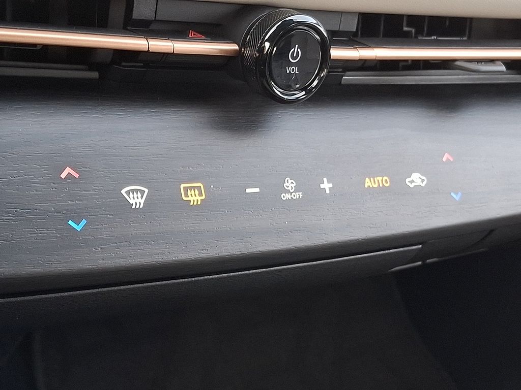 Thumbnail: 2024 Nissan Ariya - 14