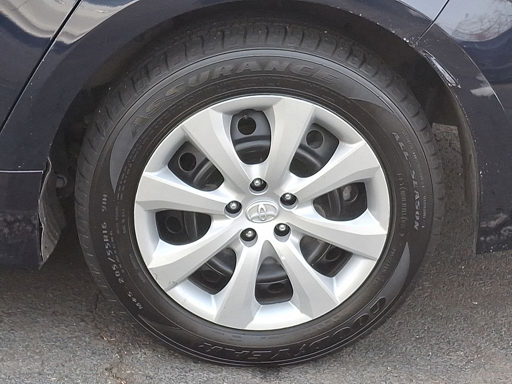 Thumbnail: 2023 Toyota Corolla - 7