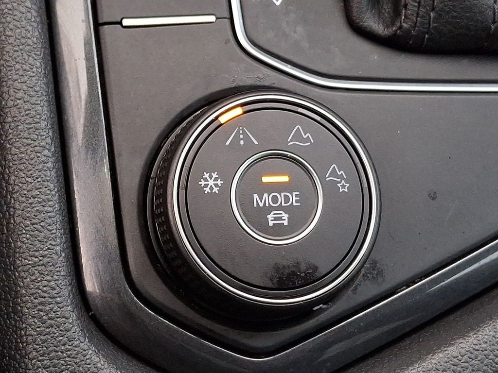 Thumbnail: 2019 Volkswagen Tiguan - 22