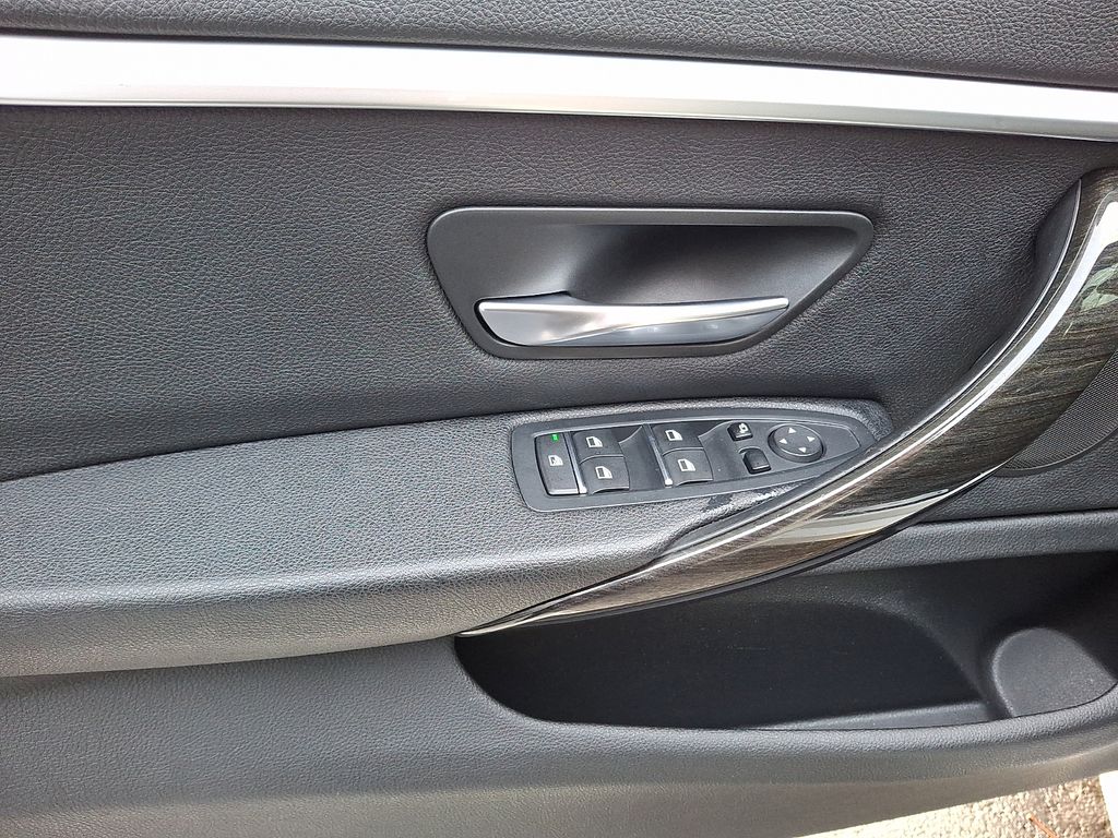 Thumbnail: 2019 BMW 4 Series - 9