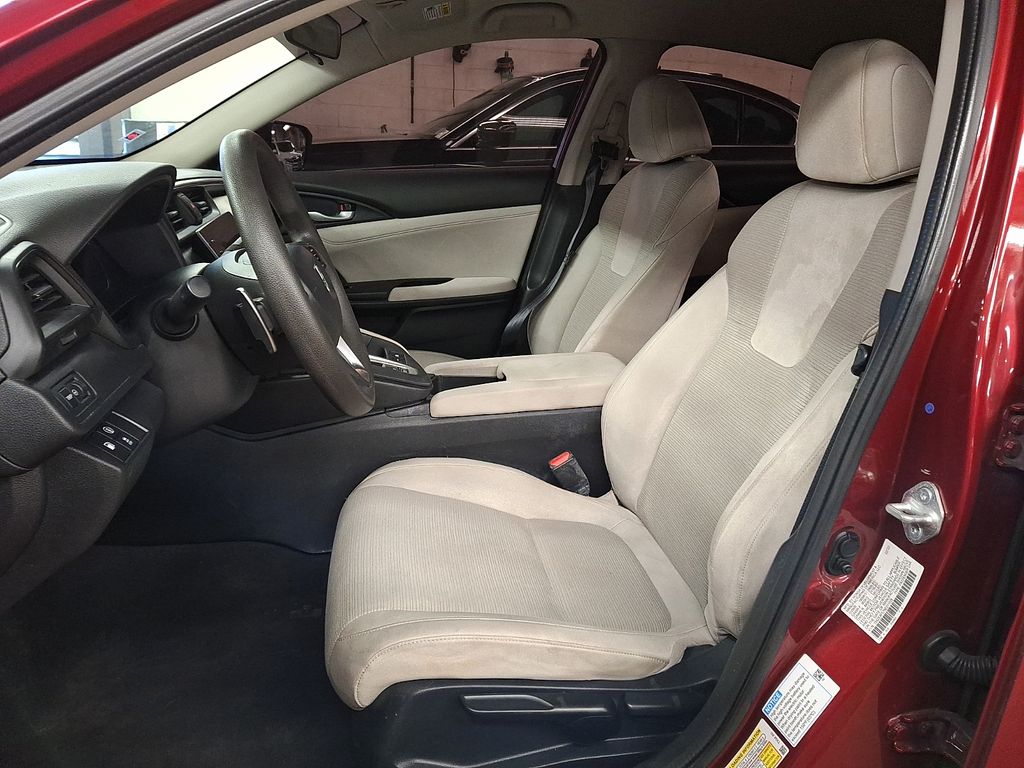 Thumbnail: 2022 Honda Insight - 10