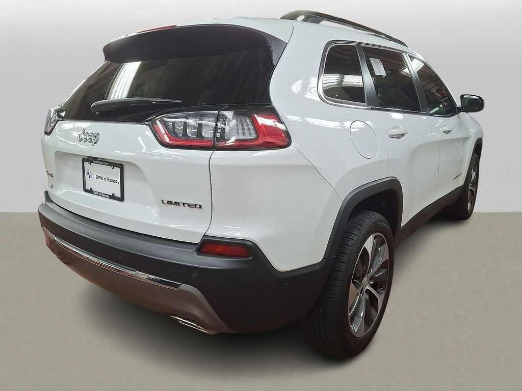 Thumbnail: 2022 Jeep Cherokee - 4