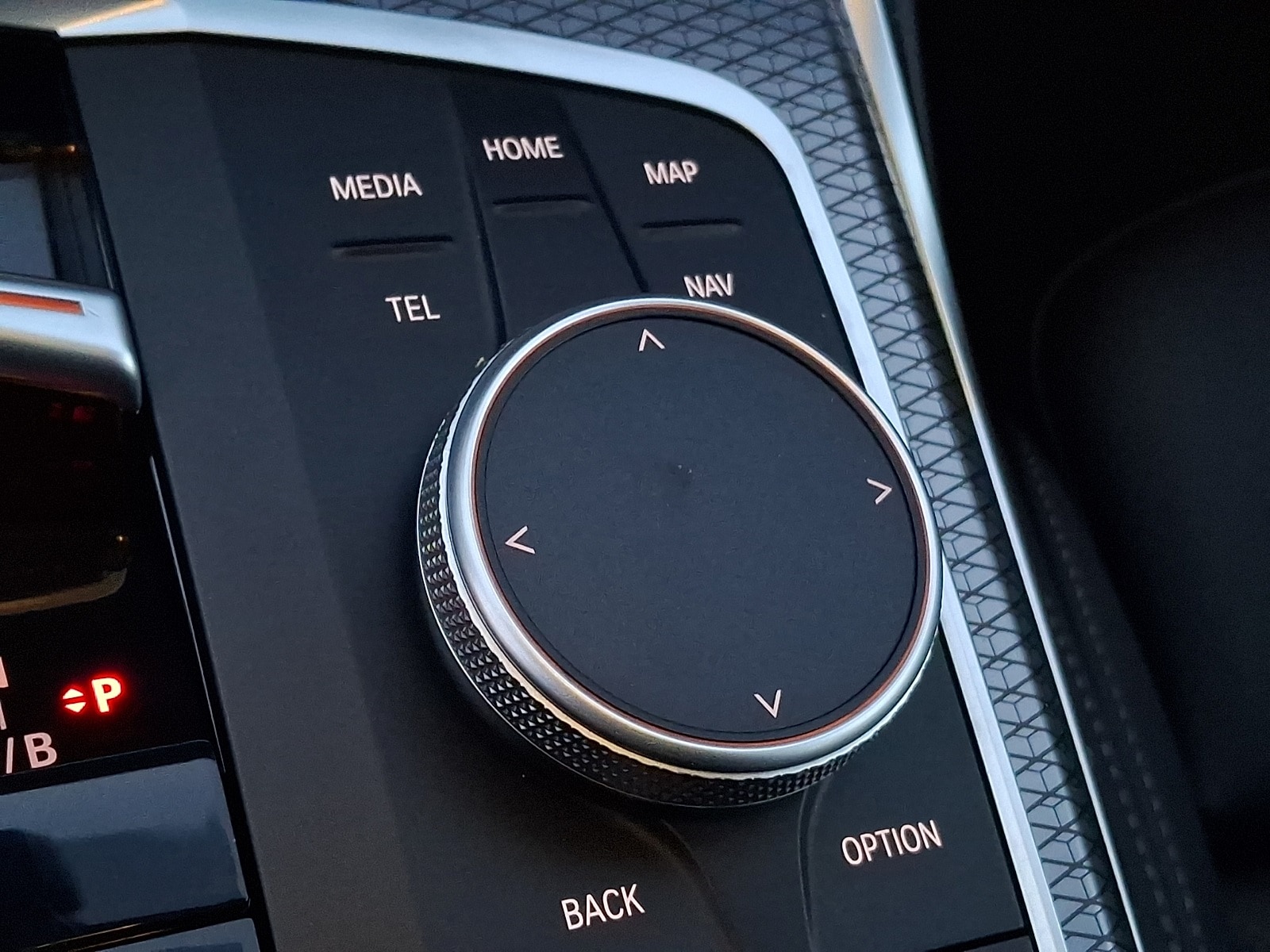 Thumbnail: 2025 BMW i4 - 24