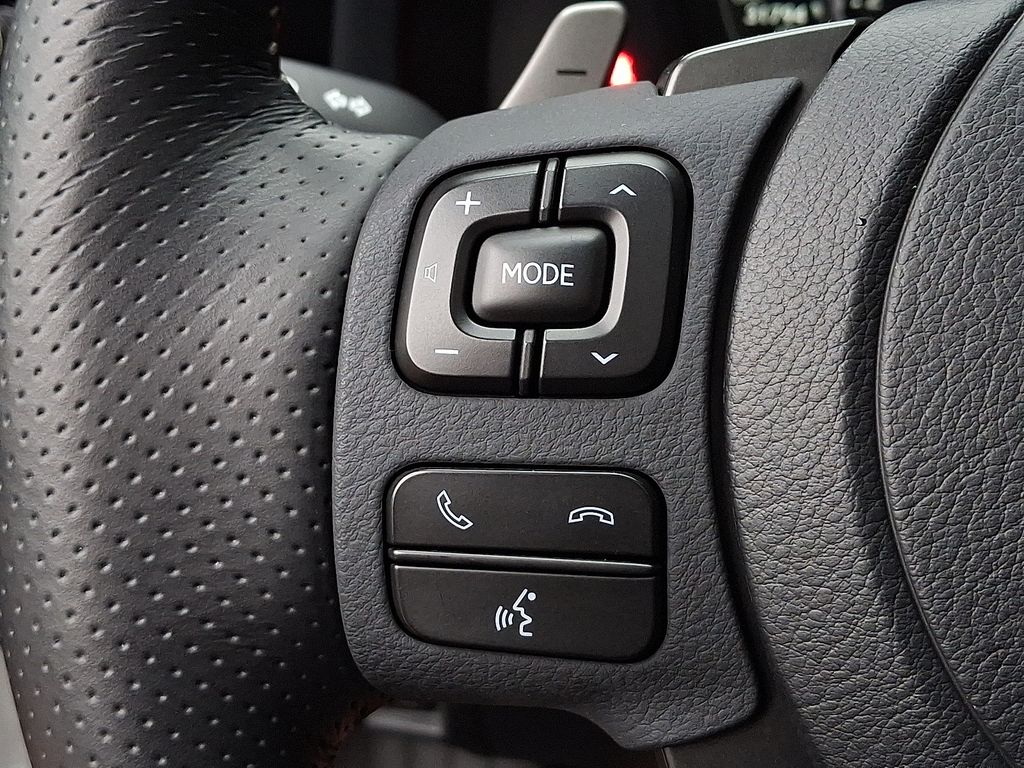 Thumbnail: 2023 Lexus IS - 16