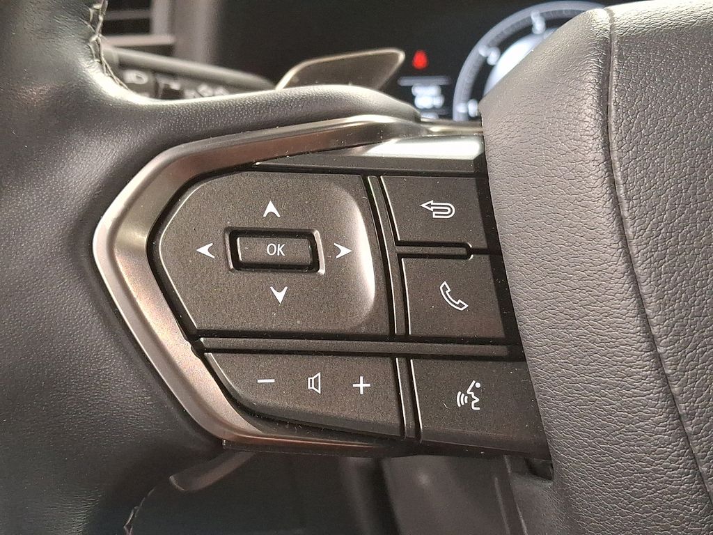 Thumbnail: 2024 Lexus LX - 17