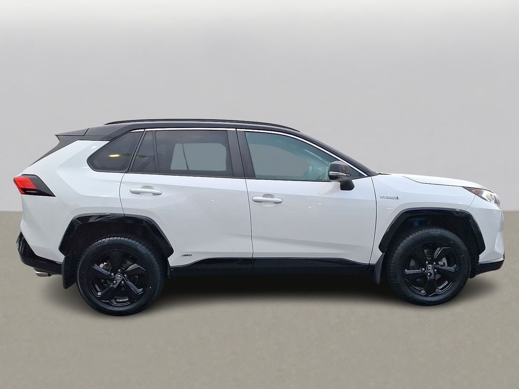 2020 Toyota RAV4 XSE photo 4