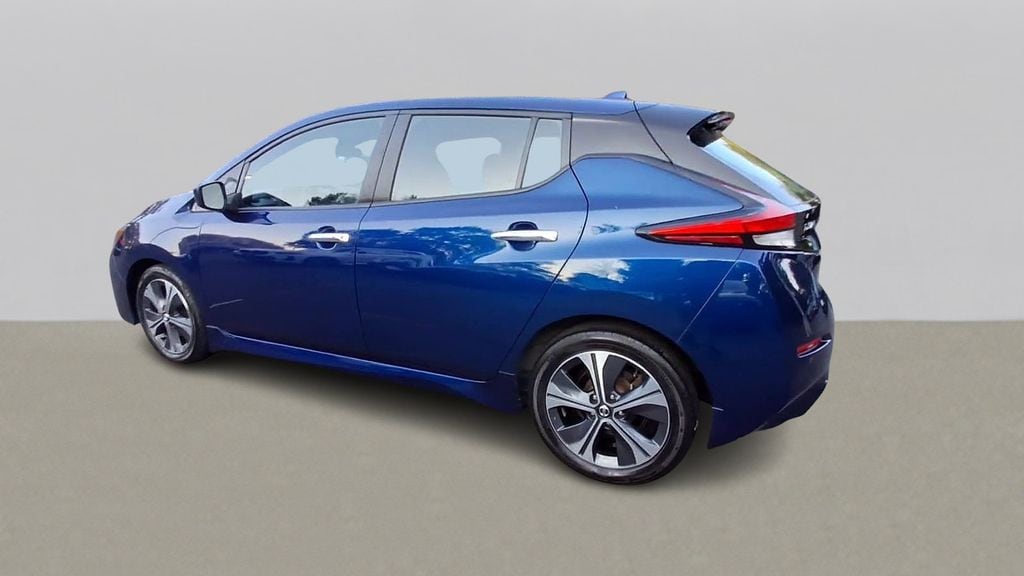 Thumbnail: 2022 Nissan Leaf - 6