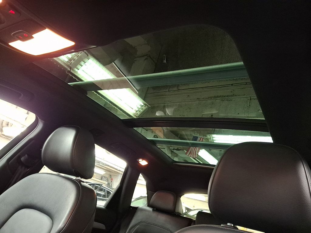 Thumbnail: 2016 Audi Q5 - 12