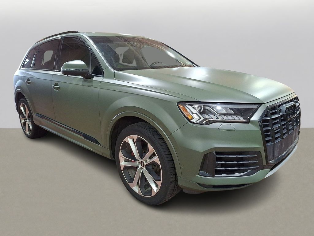 Thumbnail: 2021 Audi Q7 - 2
