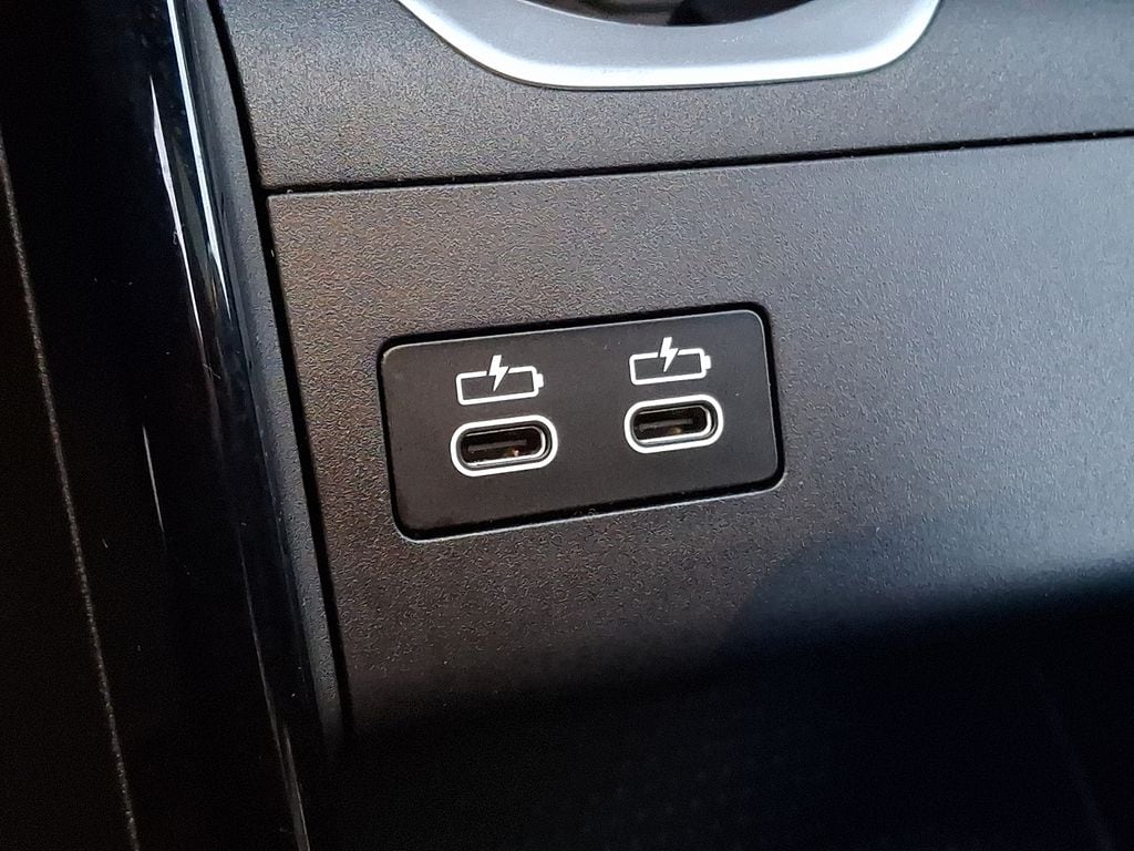 Thumbnail: 2025 BMW X2 - 18