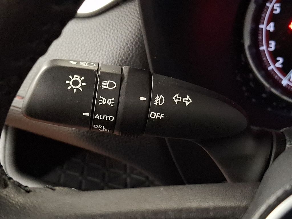 Thumbnail: 2023 Toyota RAV4 - 19