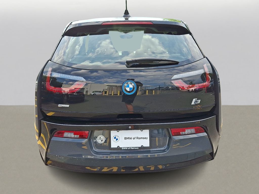 Thumbnail: 2014 BMW i3 - 6