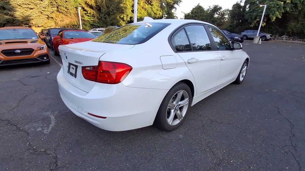 Thumbnail: 2014 BMW 3 Series - 8