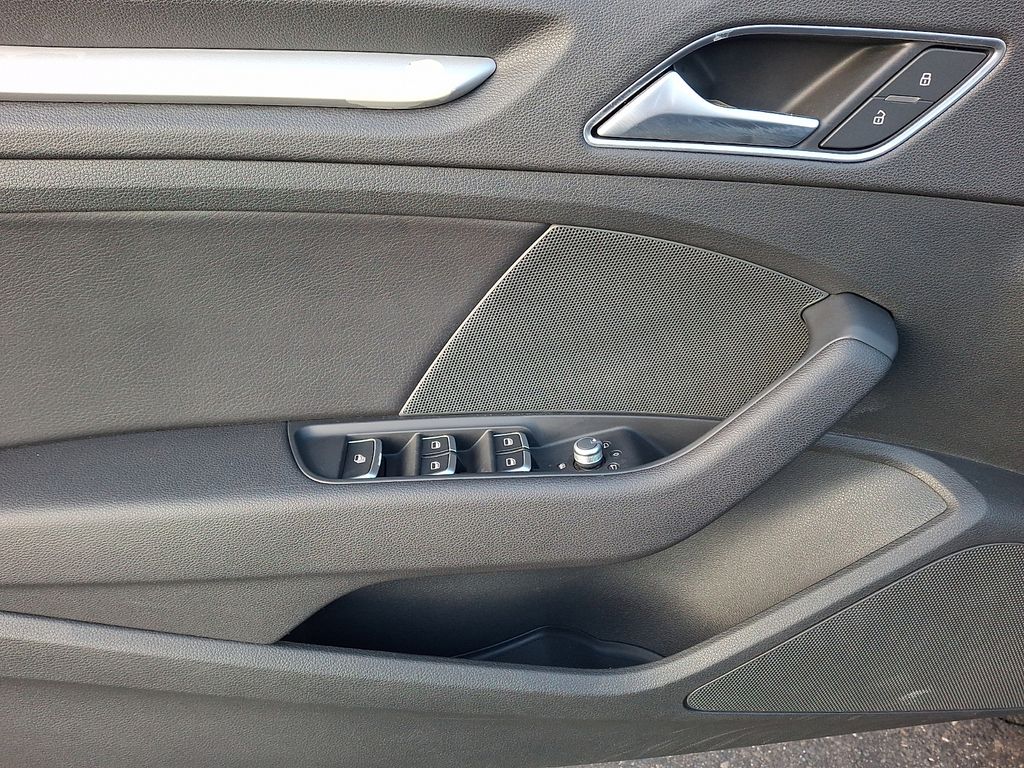 Thumbnail: 2016 Audi A3 - 9