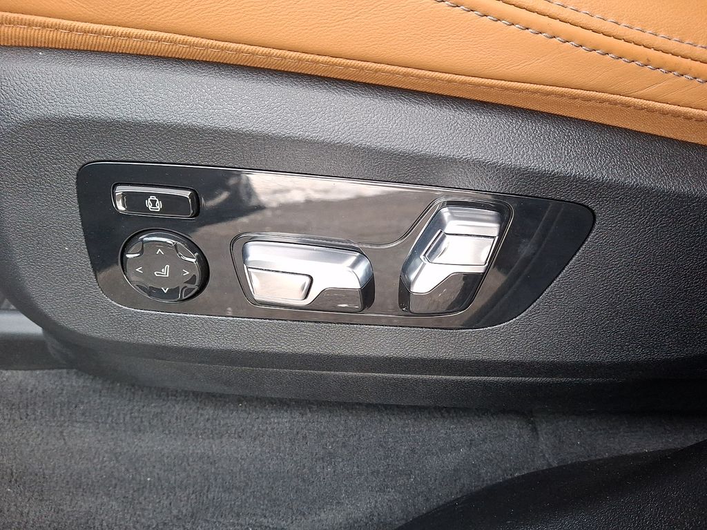 Thumbnail: 2024 BMW X5 - 9