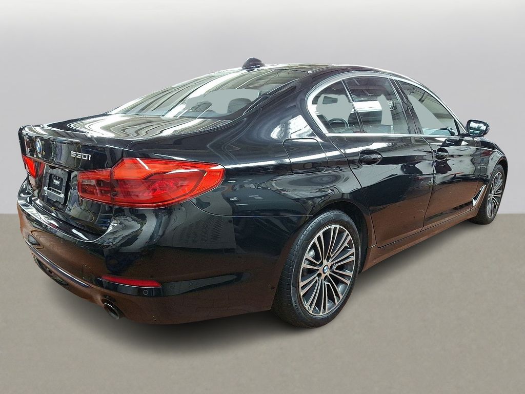 Thumbnail: 2019 BMW 5 Series - 4