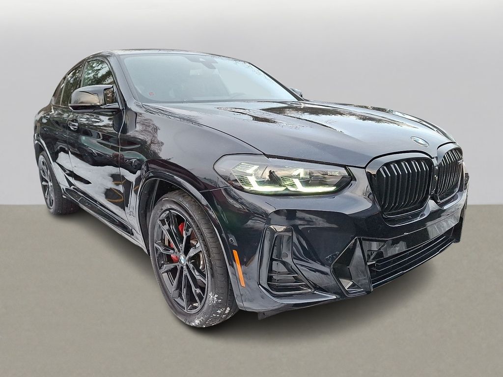 Thumbnail: 2024 BMW X4 - 3