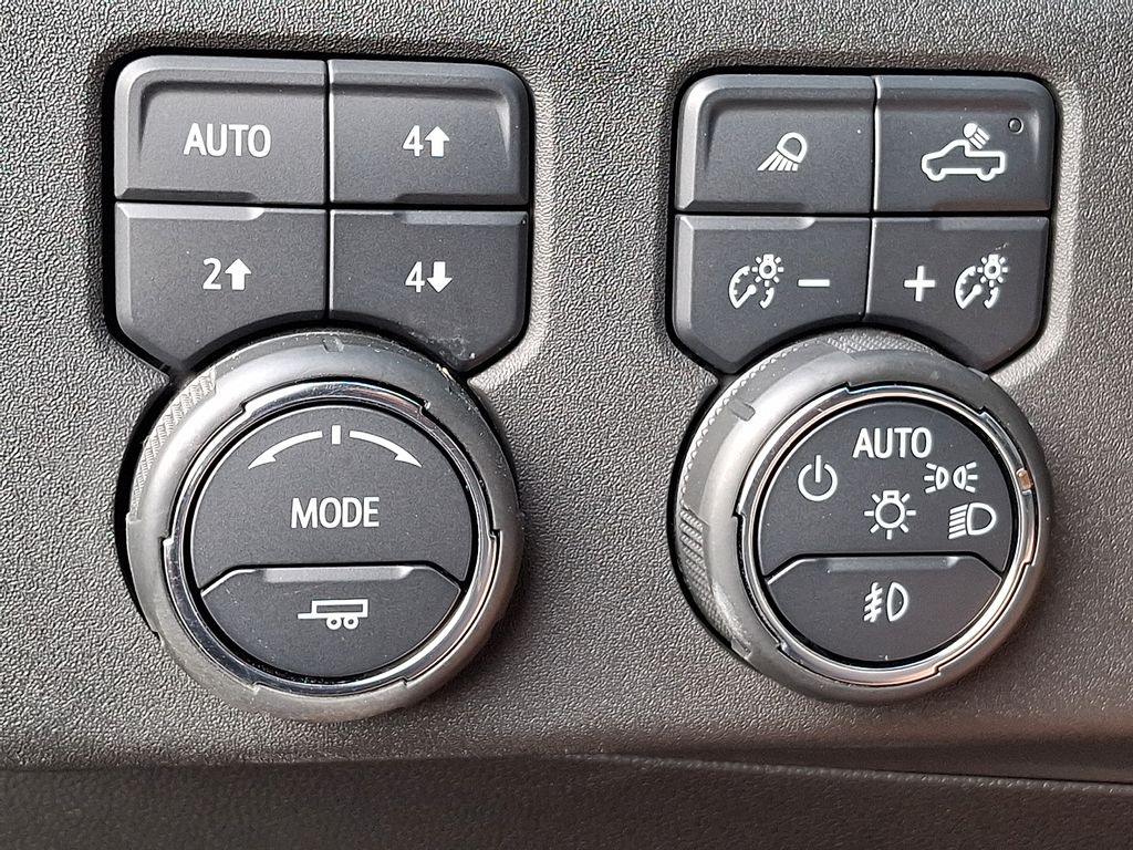 Thumbnail: 2024 Chevrolet Silverado 2500 - 23