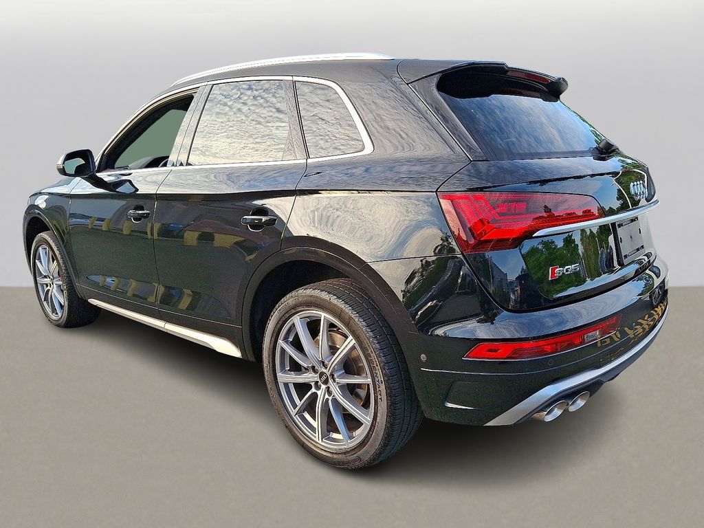 Thumbnail: 2022 Audi SQ5 - 6