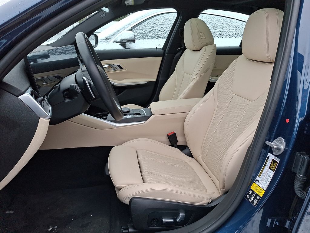 Thumbnail: 2023 BMW 3 Series - 9