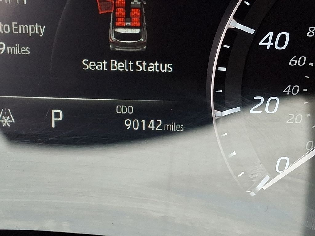 Thumbnail: 2021 Toyota Highlander - 16