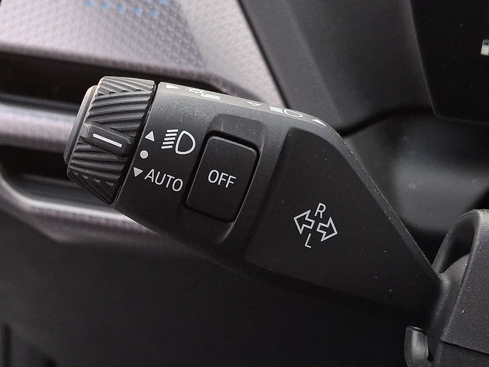 Thumbnail: 2025 BMW 2 Series - 16