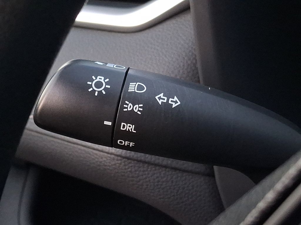 Thumbnail: 2020 Toyota RAV4 - 25