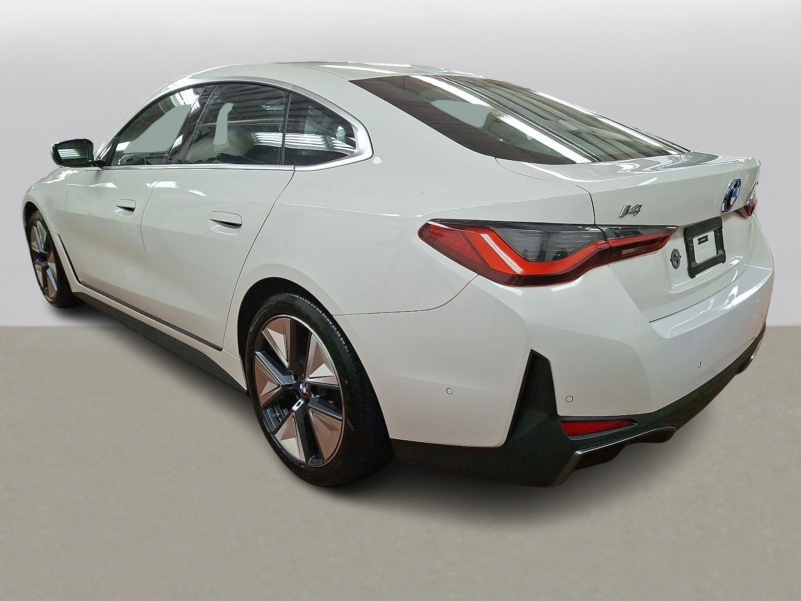 Thumbnail: 2025 BMW i4 - 5