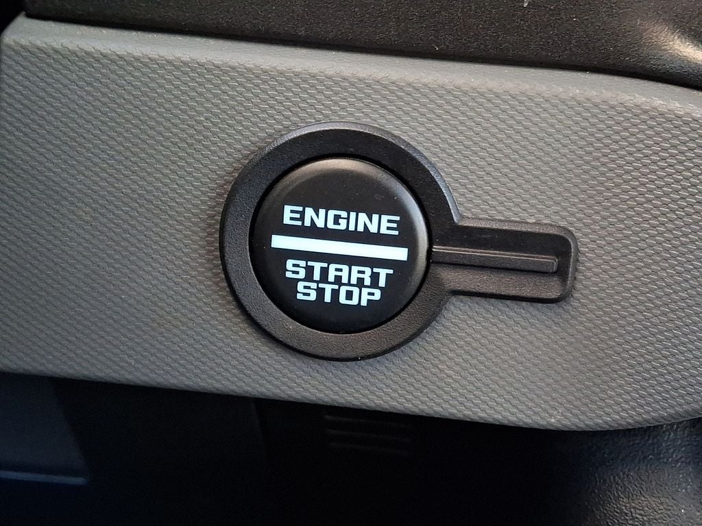 Thumbnail: 2021 Ford Bronco - 19