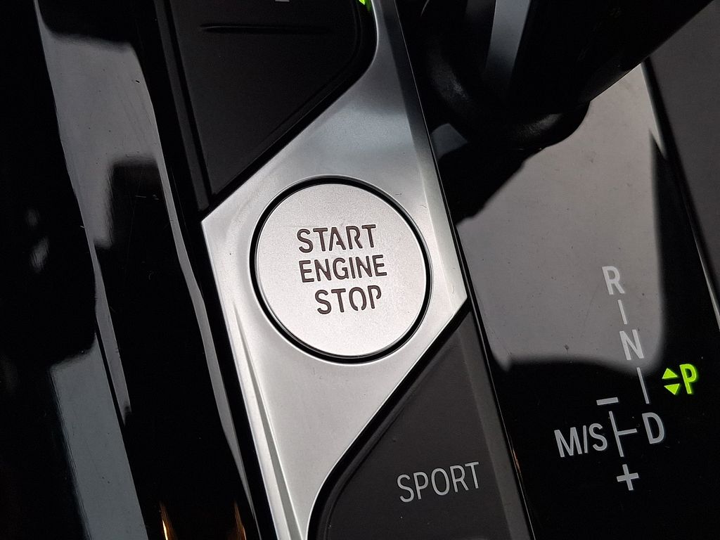 Thumbnail: 2024 BMW X4 - 22