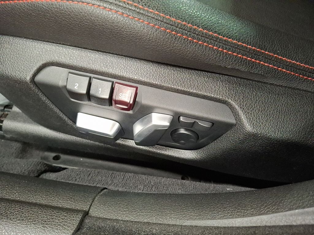 Thumbnail: 2018 BMW 3 Series - 12