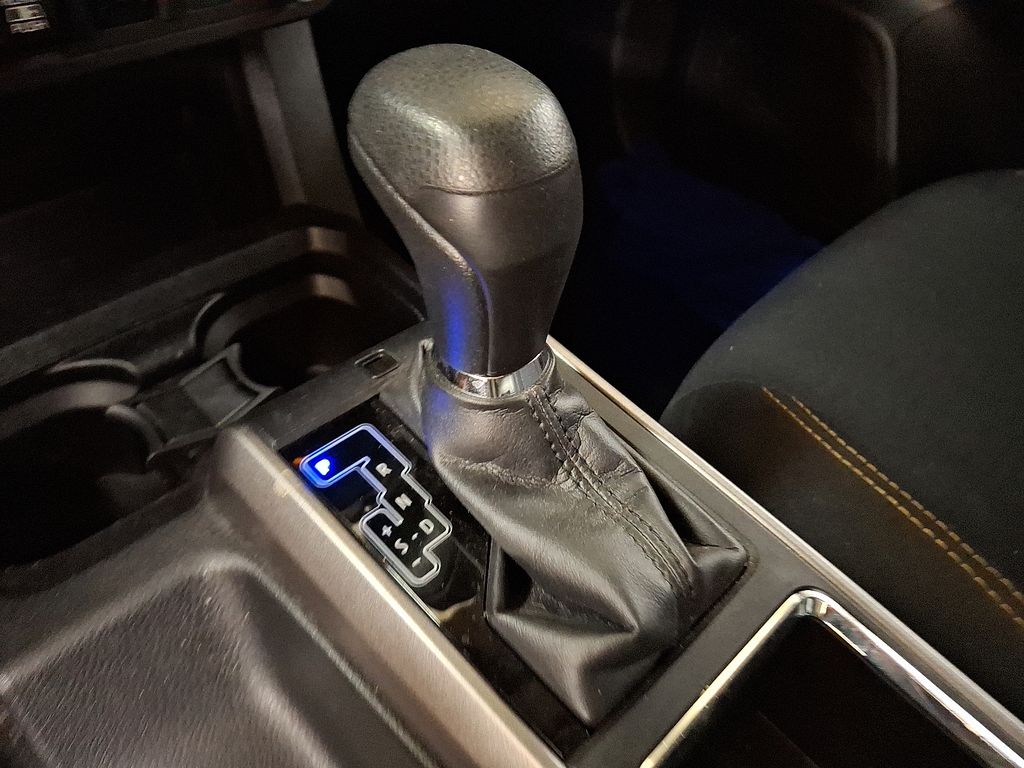 2019 Toyota Tacoma  11