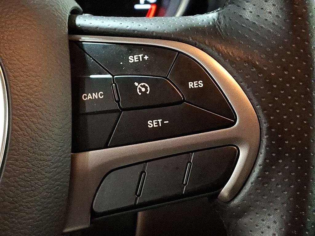 Thumbnail: 2019 Dodge Durango - 19