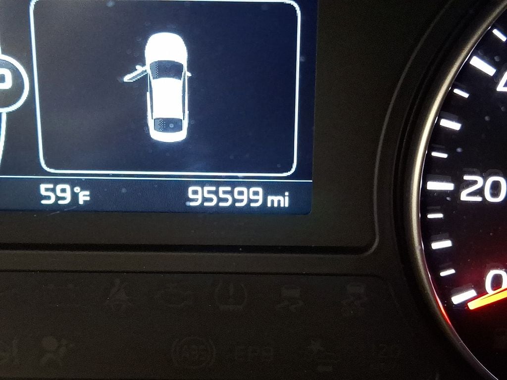 Thumbnail: 2016 Kia Optima - 16