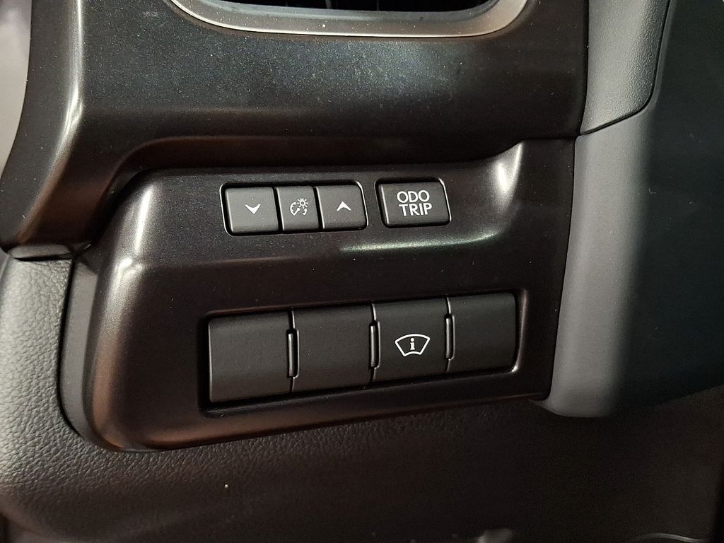 Thumbnail: 2023 Lexus UX - 23