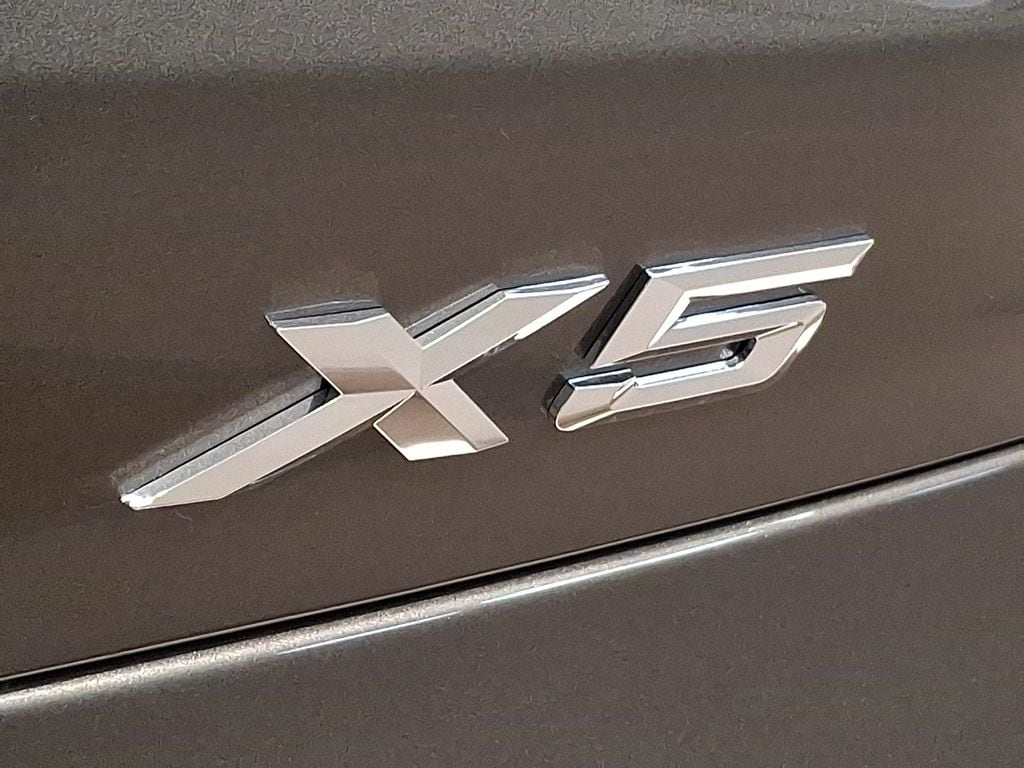 Thumbnail: 2026 BMW X5 - 7