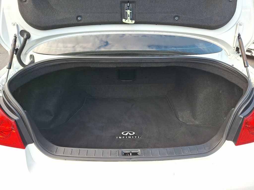 Thumbnail: 2012 INFINITI G37 - 27