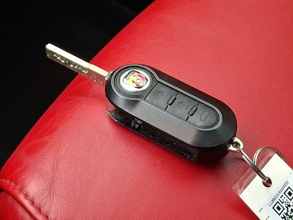 Thumbnail: 2012 Fiat 500 - 23