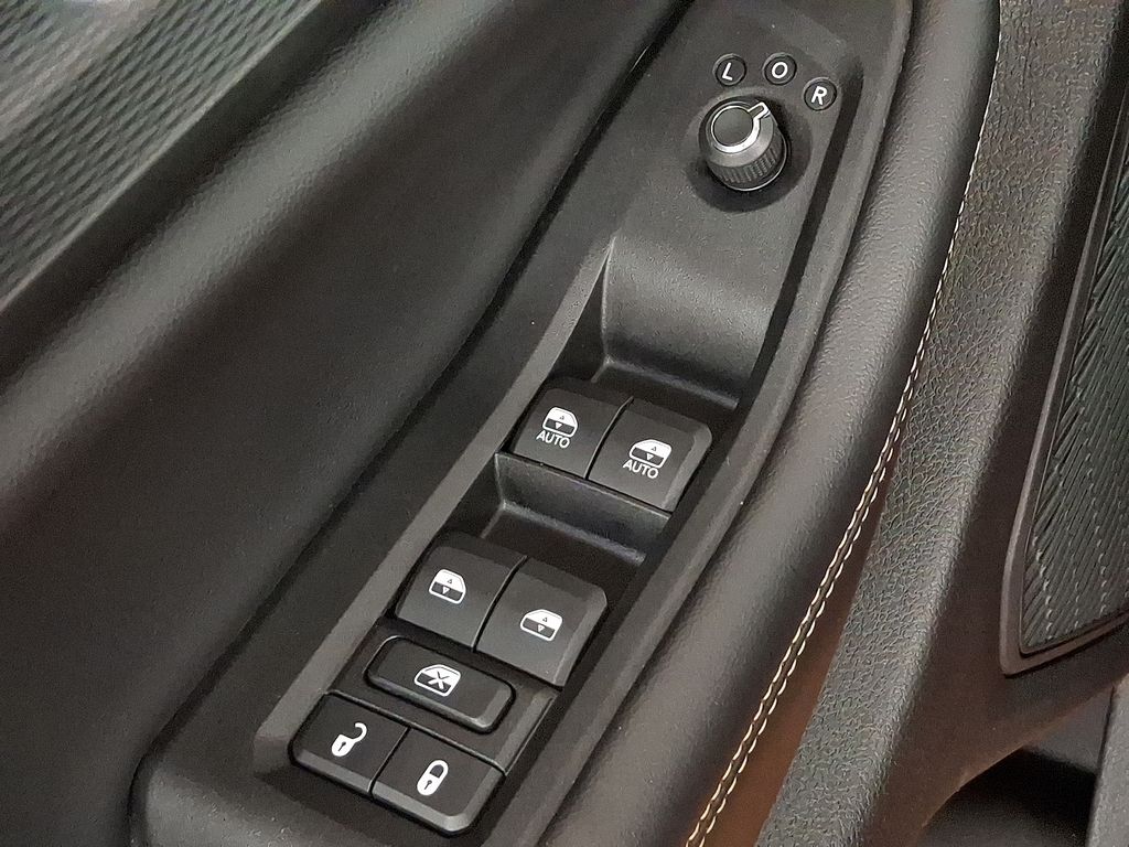 Thumbnail: 2024 Jeep Grand Cherokee - 22