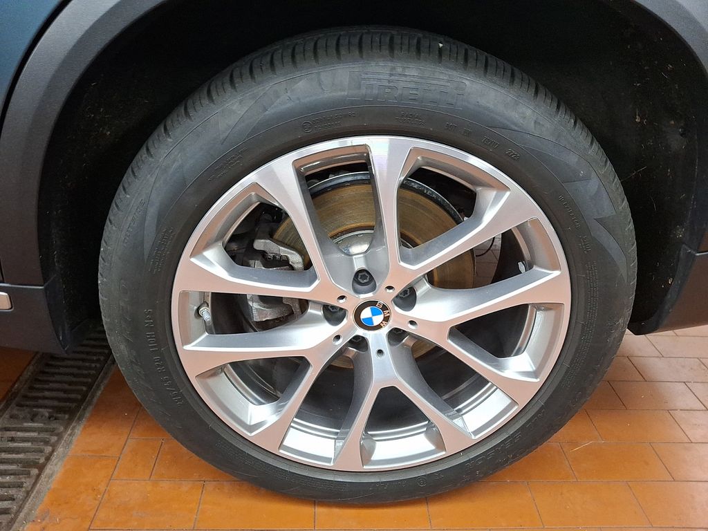 Thumbnail: 2024 BMW X5 - 7