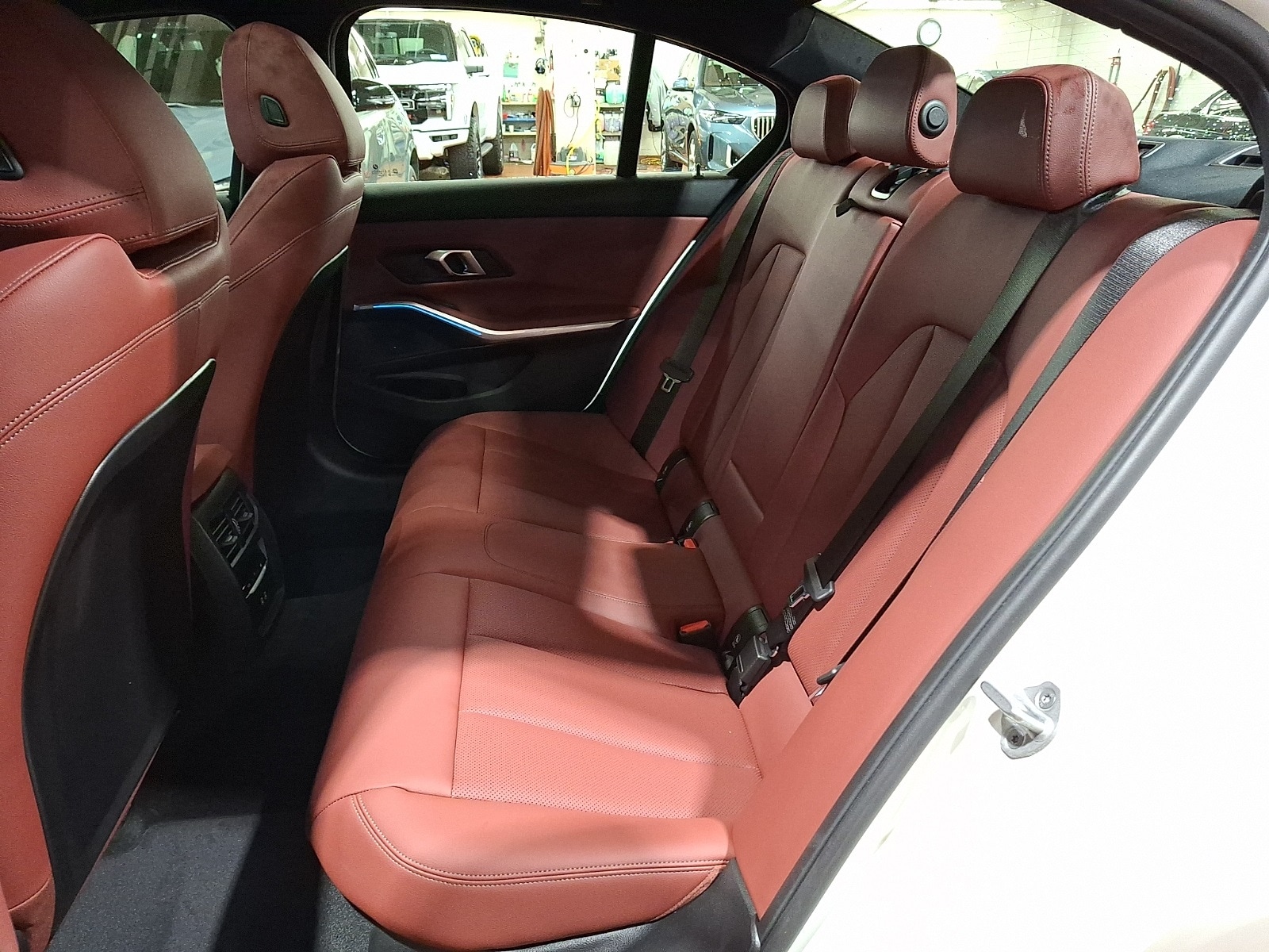 Thumbnail: 2025 BMW 3 Series - 8