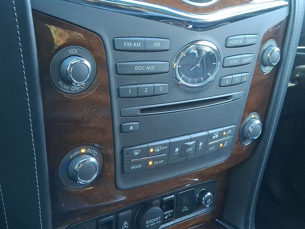 Thumbnail: 2016 INFINITI QX80 - 15