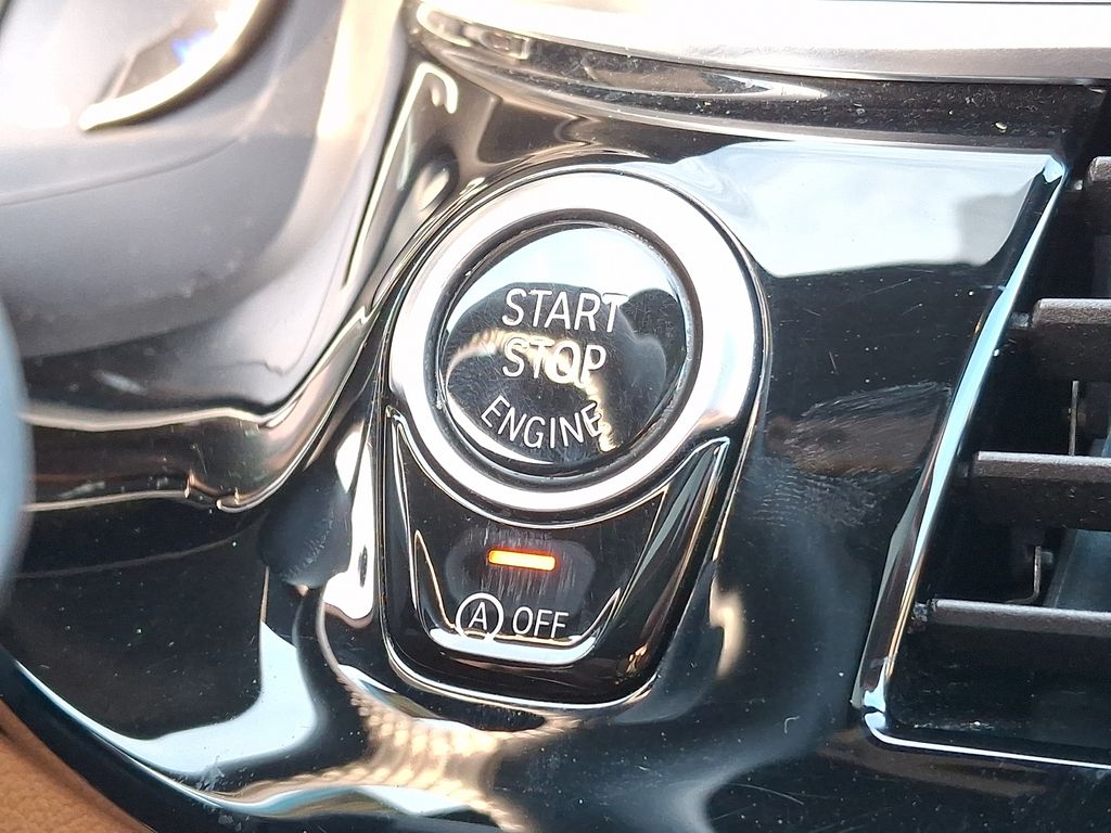 Thumbnail: 2019 BMW 5 Series - 19