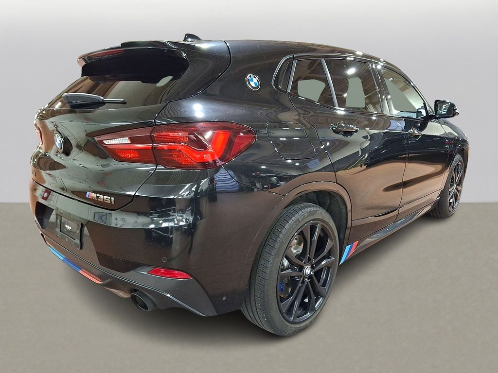 Thumbnail: 2022 BMW X2 - 4