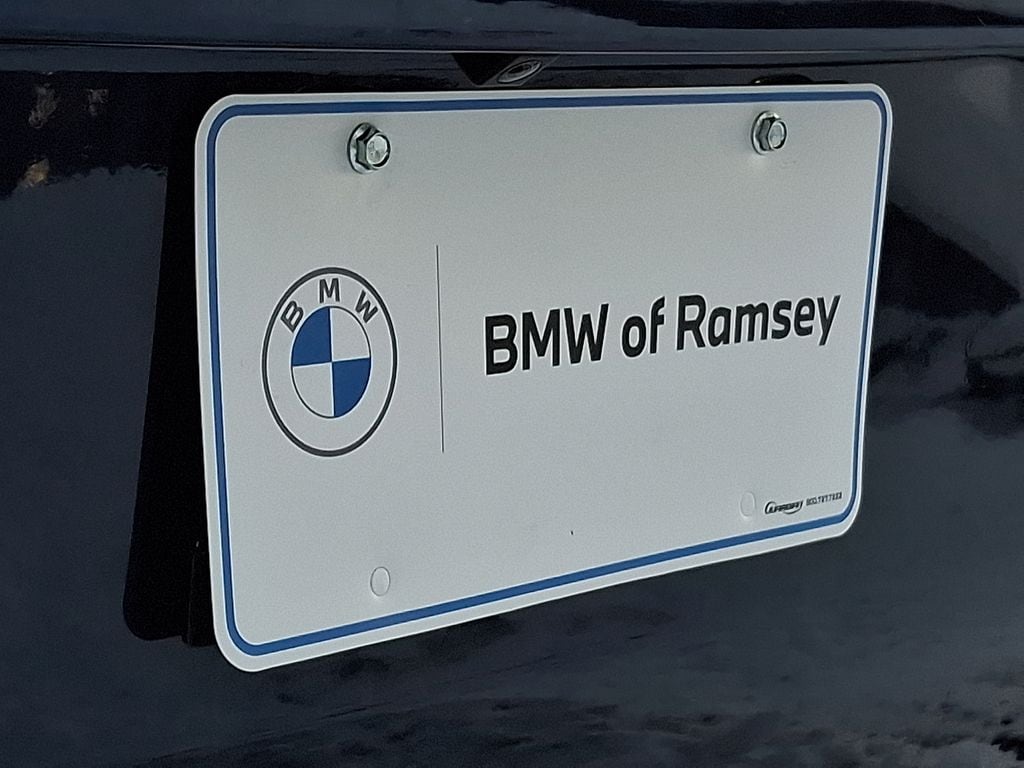 Thumbnail: 2017 Toyota 4Runner - 30