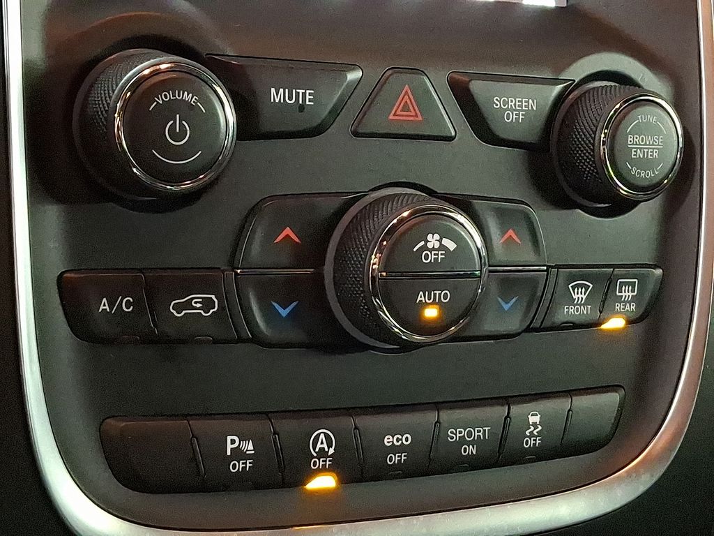 Thumbnail: 2019 Dodge Durango - 13