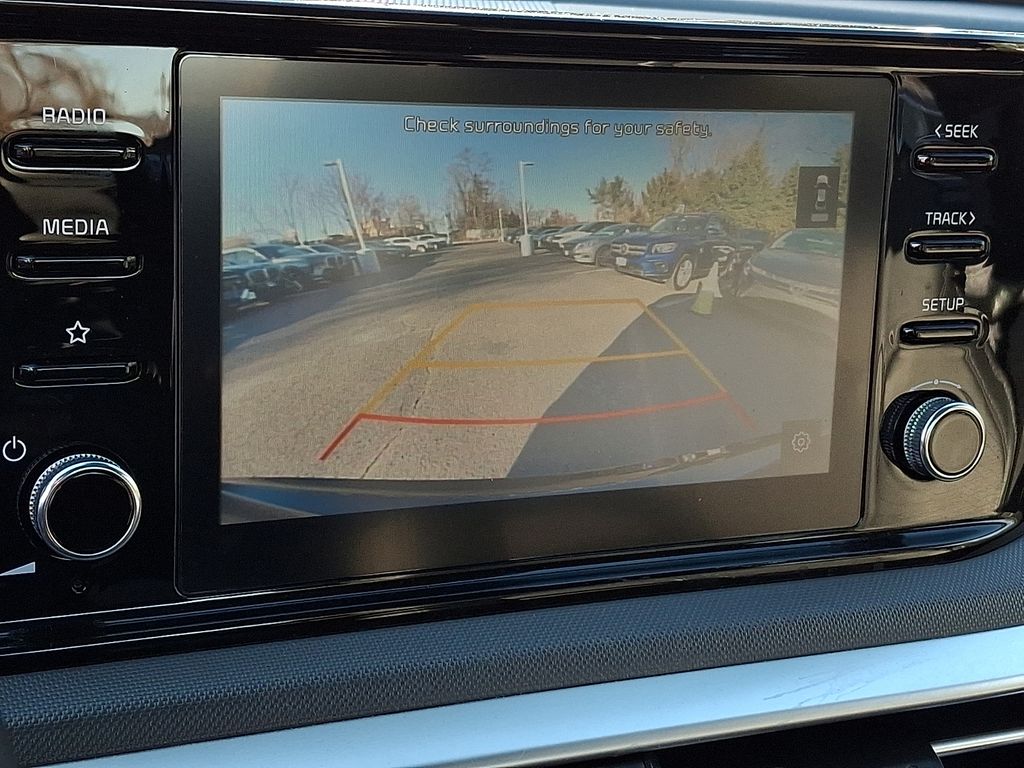 Thumbnail: 2021 Kia K5 - 15