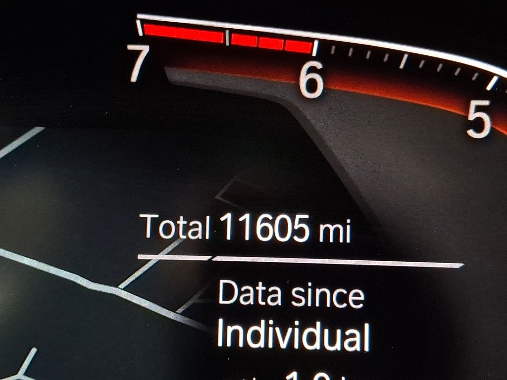 Thumbnail: 2025 BMW X4 - 13